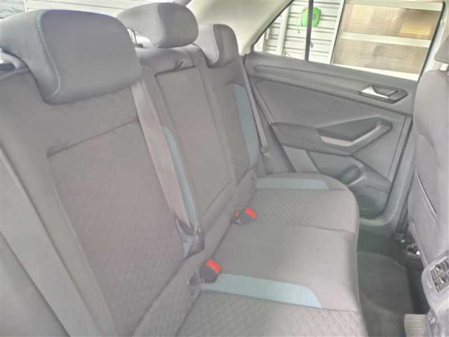 Volkswagen T-Roc image 8