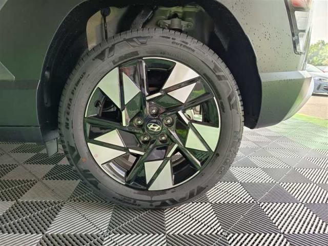 Hyundai Kona image 9