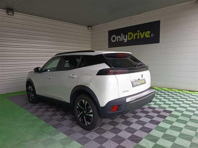 Peugeot 2008 image 6