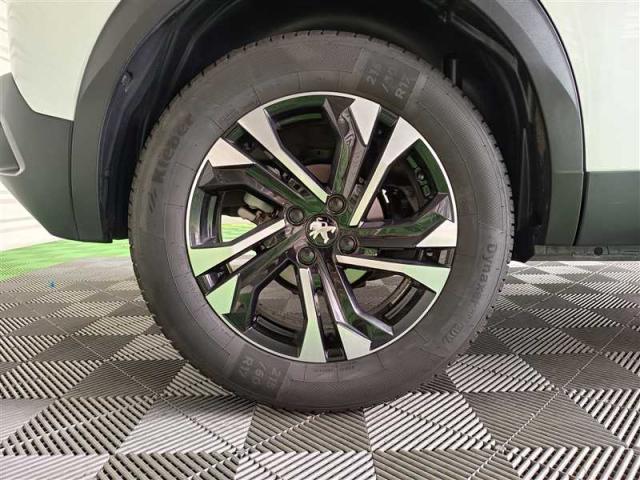 Peugeot 2008 image 2