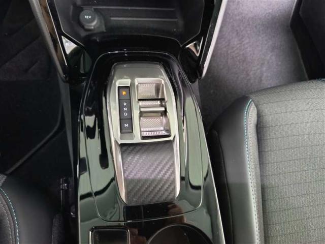 Peugeot 2008 image 4