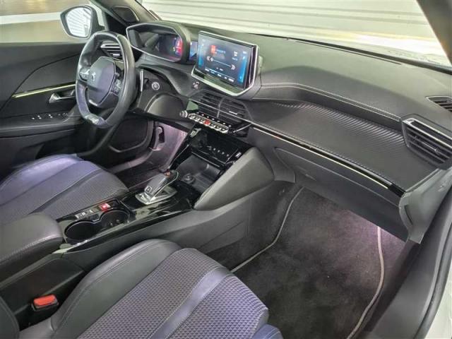Peugeot 2008 image 5
