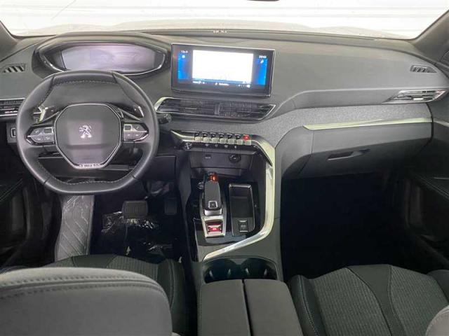 Peugeot 5008 image 6