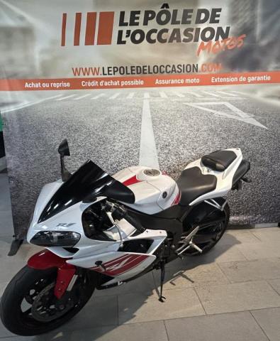 Yamaha R1 R 1 Yzf R1 Yz-F R1 image 1