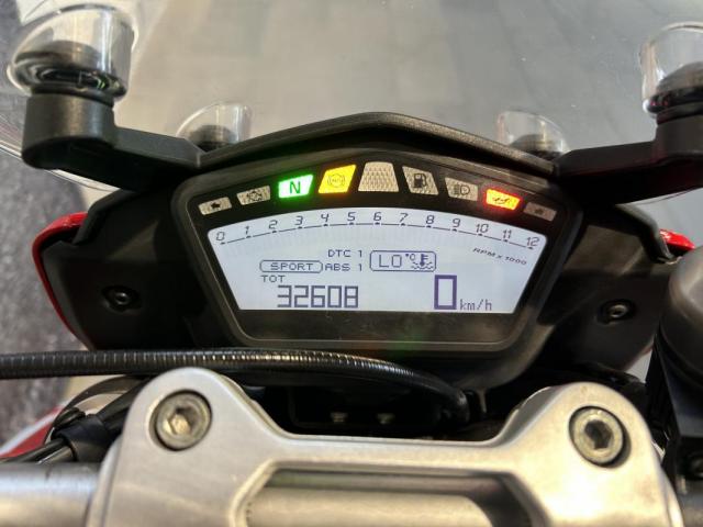 Hyperstrada 821 image 4