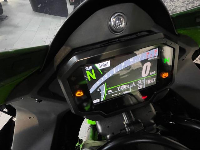 Ninja Zx-10r Zx 10r Zx10r image 2