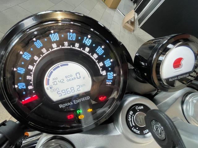 Royal Enfield Super Meteor 650 image 1