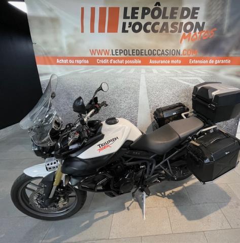 Triumph Tiger 800 image 1