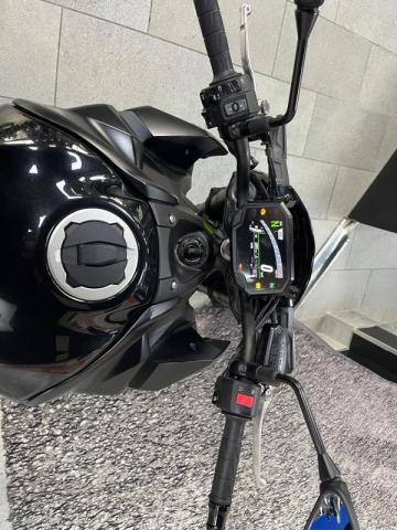 Z900 Full image 3