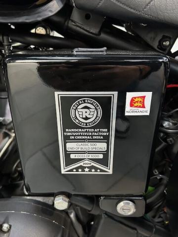 Royal Enfield Classic 500 Tribute Black N°33/1000 image 2