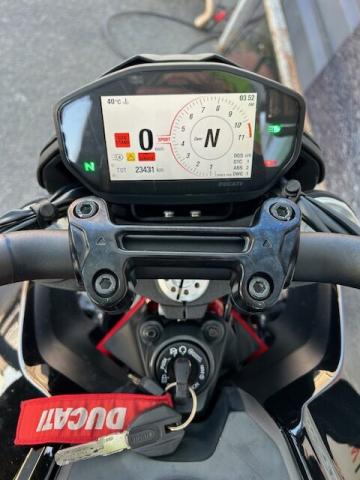 Hypermotard 950 image 4