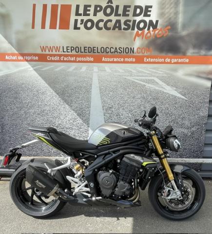 Triumph Speed Triple 1200 Rs 