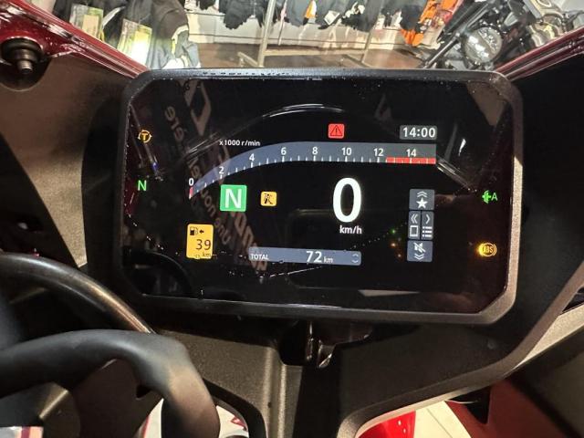 Cbr 650 R Full image 2