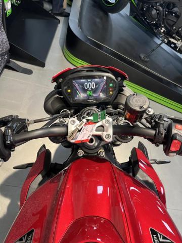 Triumph Street Triple Rs image 5