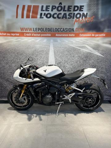 Triumph Speed Triple 1200 Rr image 2