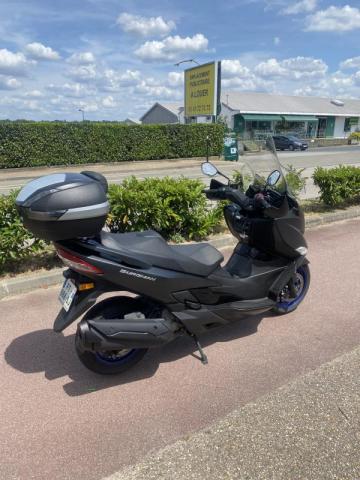 Suzuki Burgman 400 - Burgman 400 - 400 Burgman - Burgman image 2