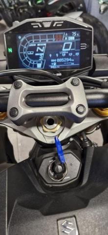 Suzuki Gsx-S1000 Gsx-S 1000 Gsxs1000 Gsxs 1000 image 1