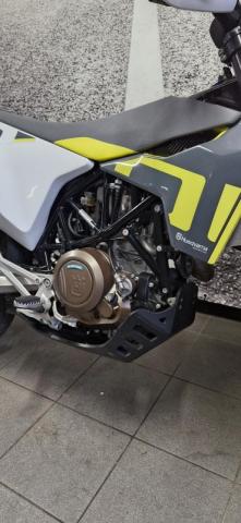 701 Supermoto image 9
