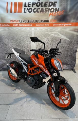 390 Duke Premier Main image 1