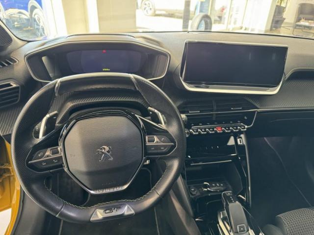 Peugeot 208 image 6