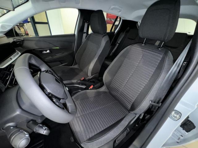 Peugeot 208 image 7