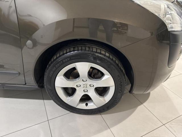 Peugeot 3008 image 8