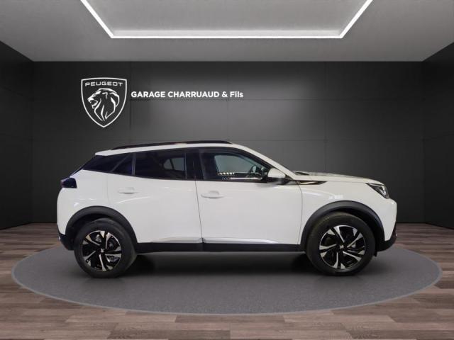 Peugeot 2008 image 2