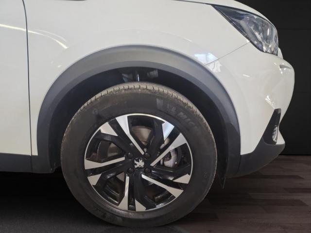 Peugeot 2008 image 3