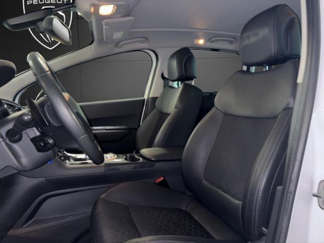 Peugeot 3008 image 6