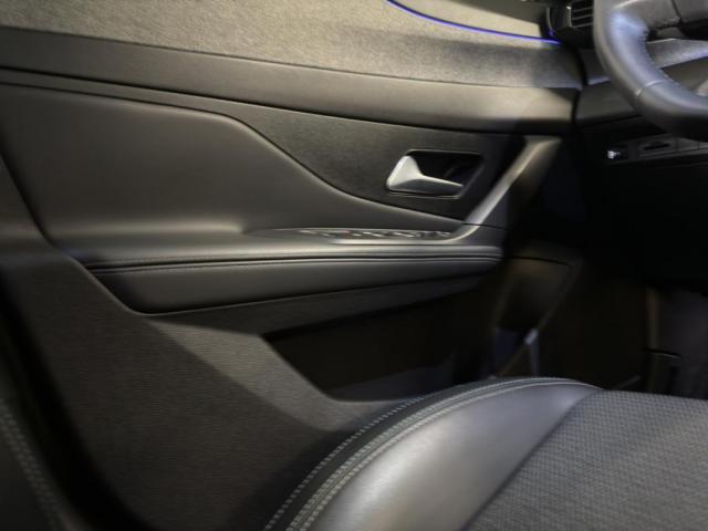 Peugeot 308 image 1