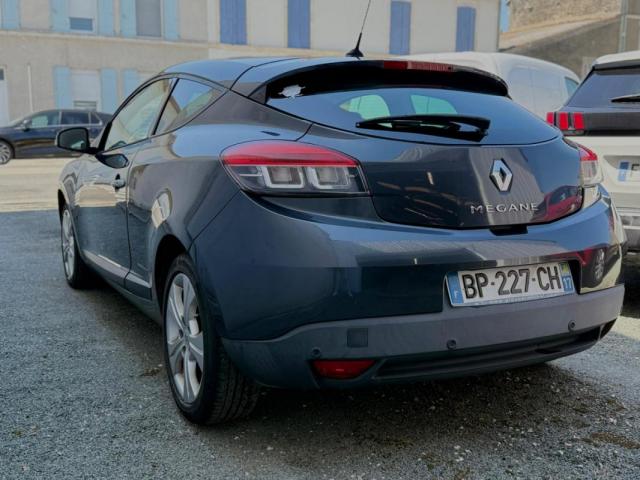 Renault Mégane Coupé image 2