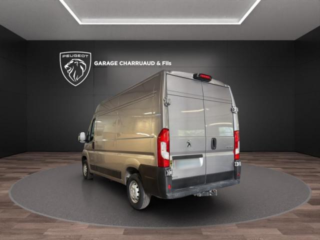 Peugeot Boxer image 2