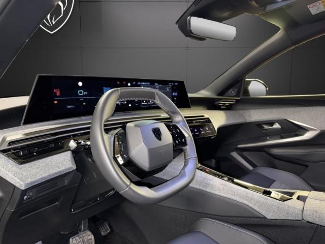 Peugeot 5008 image 3