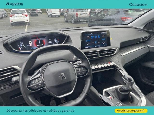Peugeot 3008 image 2