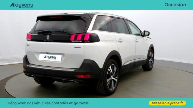 Peugeot 5008 image 1