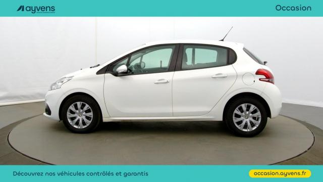 Peugeot 208 image 9