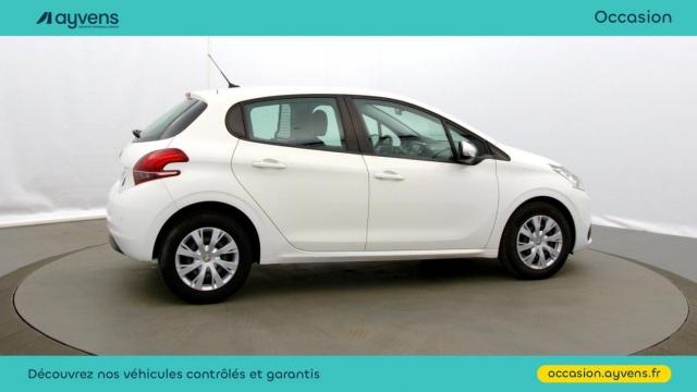 Peugeot 208 image 6