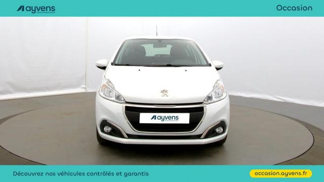 Peugeot 208 image 2