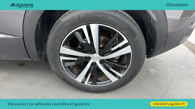 Peugeot 3008 image 3