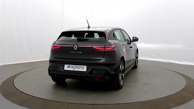 Renault Mégane E-Tech image 1