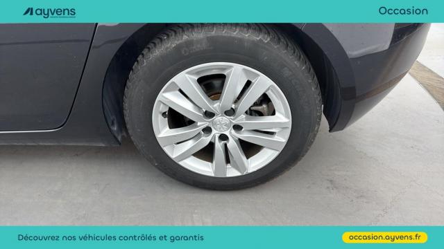 Peugeot 308 image 2