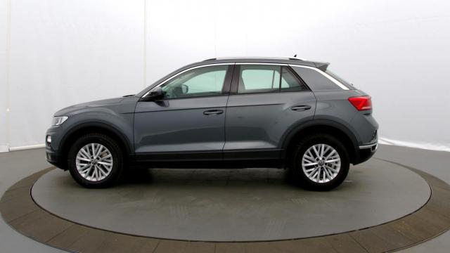 Volkswagen T-Roc image 1