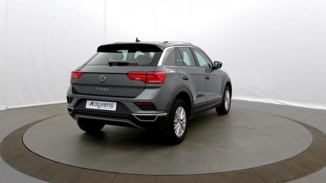 Volkswagen T-Roc image 8