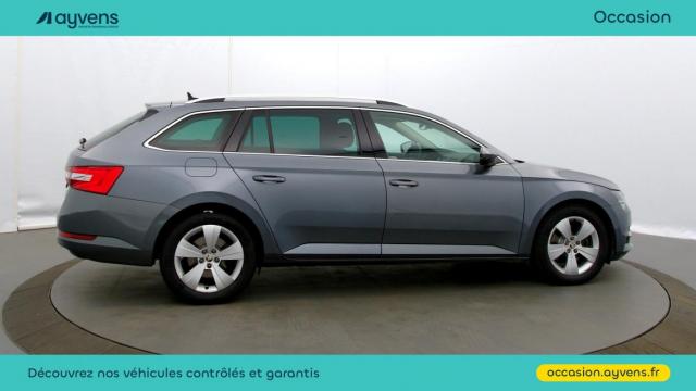 Skoda Superb Combi image 5