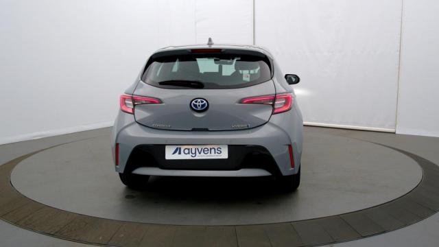 Toyota Corolla image 2