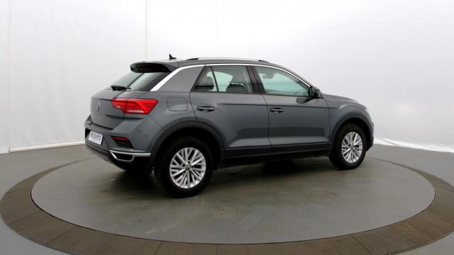 Volkswagen T-Roc image 7