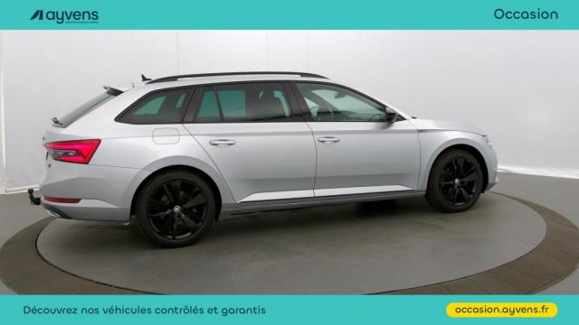 Skoda Superb Combi image 3