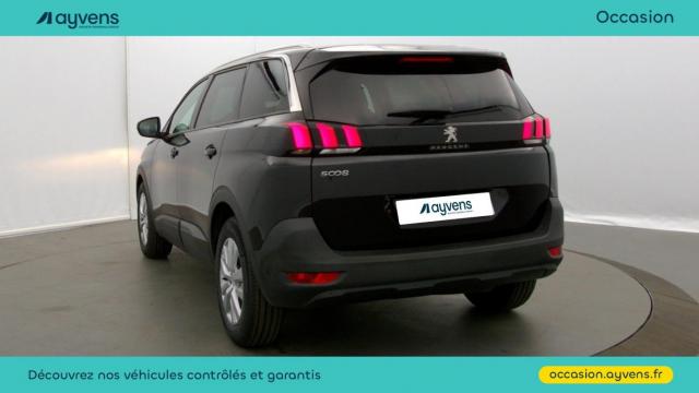 Peugeot 5008 image 1
