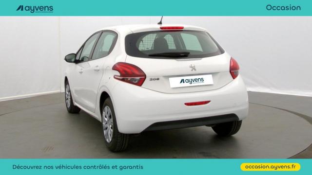 Peugeot 208 image 2