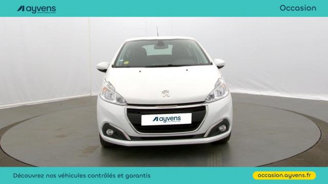 Peugeot 208 image 5